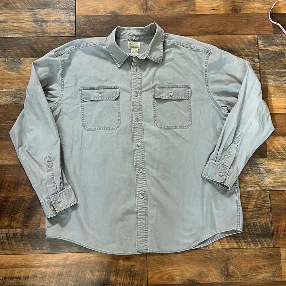 L.L. Bean sun washed canvas blue button down Sz XL